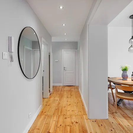 Premium Malika - Starowiejska * גדינייה